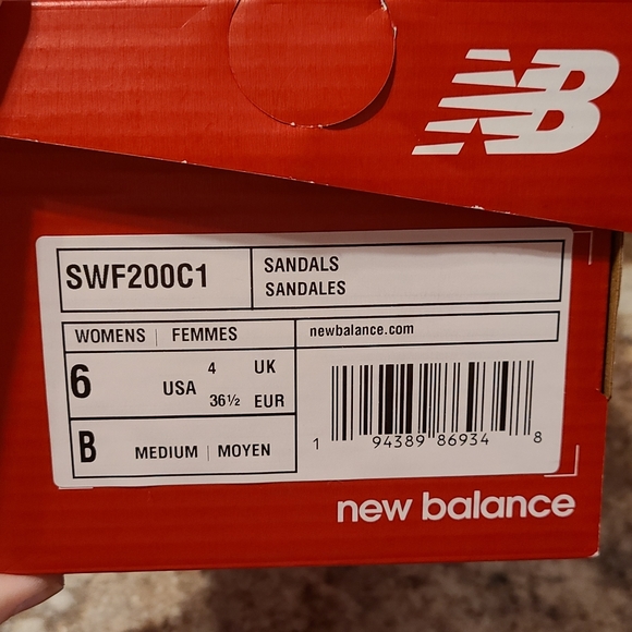 New balance pride slides - Picture 5 of 5